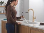 Delta Nicoli Brushed Gold Kitchen Faucet with Pull Down Sprayer, Modern Single Hole Kitchen Sink Faucet, Single Handle, Champagne Bronze 19867LF-CZ - Image 3