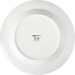 Amazon Basics 16-Piece Porcelain Kitchen Dinnerware Set with Plates, Bowls and Mugs, Service for 4 - White - Image 5
