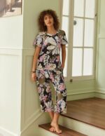 Ekouaer Women's Sleepwear Capri Pajama Sets Short Sleeve Two-Piece Pjs V Neck Tops & Capri Pants with Pockets S-3XL - Image 7