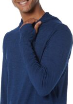 Amazon Essentials Men's Active Quick Dry Tech Stretch Long-Sleeve Hooded Pullover T-Shirt - Image 4
