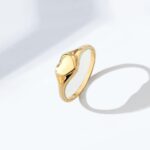Amazon Essentials 14K Plated Sterling Silver Round Signet Ring - Image 4