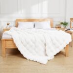 Latepis White Faux Fur Queen Blanket Cozy Bubble Soft Fuzzy Thick Living Room Blankets for Bed Sofa Bedroom Plush Fluffy Warm Blankets for All Seasons Luxury Throw Blanket 90x90 Inch, 860gsm - Image 3