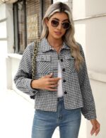 Zeagoo Flannels for Women Cropped Shacket Jacket Fashion Plaid Button Down Shirt 2025 Fall Coat Tops - Image 3
