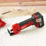 MILWAUKEE'S 2627-20 M18 18-Volt Lithium-Ion Cordless Cut Out Tool Bare Tool - Image 7