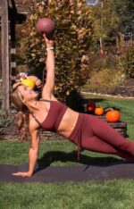 Aoxjox Women's Color Block Halter Workout Sports Bras Fitness Athletic Vanessa Bra Yoga Crop Tank - Image 3