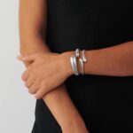 Gold Bangle Bracelets for Women, 2Pcs 18K Gold Plated Cuff Thick Waterdrop Statement Bracelets Chunky Cuff Bracelet Gifts for Women Jewelry Trendy - Image 5