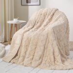 Drewin Weighted Blanket for Adults Queen Size 15 lbs, Soft Fuzzy Jacquard Sherpa Weighted Blankets for Sleeping, Cozy Sofa Bed Blanket for Winter, Beige, 80 x 87 inches - Image 2