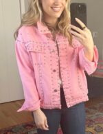 Omoone Women's Long Sleeve Rivet Studded Denim Jacket Casual Washed Pearl Short Jean Coat - Image 5