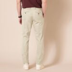 Amazon Essentials Mens Slim-Fit Wrinkle-Resistant Flat-Front Chino Pant - Image 4