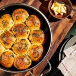 HexClad Hybrid Nonstick 4.5-Quart Deep Sauté Pan with Tempered Glass Lid, Stay-Cool Handle, Dishwasher-Friendly, Oven-Safe Up to 900°F, Induction Ready, Compatible with All Cooktops - Image 8