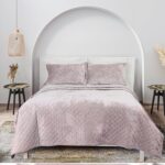 Luxury Velvet Queen Quilt Set, Ultra Soft Lightweight Velvet Comforter Set, Oversized Bedspread Coverlet with 2 Shams Diamond Pattern, for All Season (Charcoal Pink) - Image 9