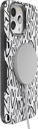 Casely iPhone 13 Pro Case | Heart Throb | Endless Hearts | Bold Protective Design | Compatible with MagSafe - Image 8