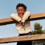 Amazon Essentials x Sofia Grainge Babies, Toddlers and Boys' Cable Crewneck Sweater - Image 3