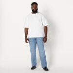 Amazon Essentials Men's Straight-Fit Bootcut Jean, Heavyweight Low Stretch Denim - Image 7