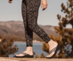 AEROTHOTIC Comfy Flip Flops for Women with Arch Support Orthotic Footbed Stylish Faux Leather Padded Straps with Soft Toe Post & Non-Slip Sole Slip On Casual Indoor and Outdoor Ladies Sandals - Image 3
