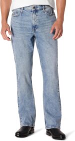 Amazon Essentials Men's Straight-Fit Bootcut Jean, Heavyweight Low Stretch Denim - Image 2