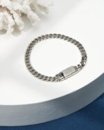 Nautica Curb Link Chain Stainless Steel Bracelet for Men ID Bar Clasp Sailboat Logo - Image 8