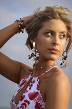 ARATLENCH Acrylic Pendant necklace Earrings – Long Statement Leaf Charm Necklace Tortoise Resin Palm Leaf Earrings Fashion Necklaces Earrings for Women - Image 3