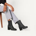Amazon Essentials Women's Mid Calf Heeled Chelsea Boots with Lug Sole - Image 3