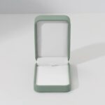 PU Leather Necklace Box Velvet Interior Necklace Gift Box Pendant Case Long Chain Display Storage Case for Wedding Birthday Mother's Day (Green) - Image 6